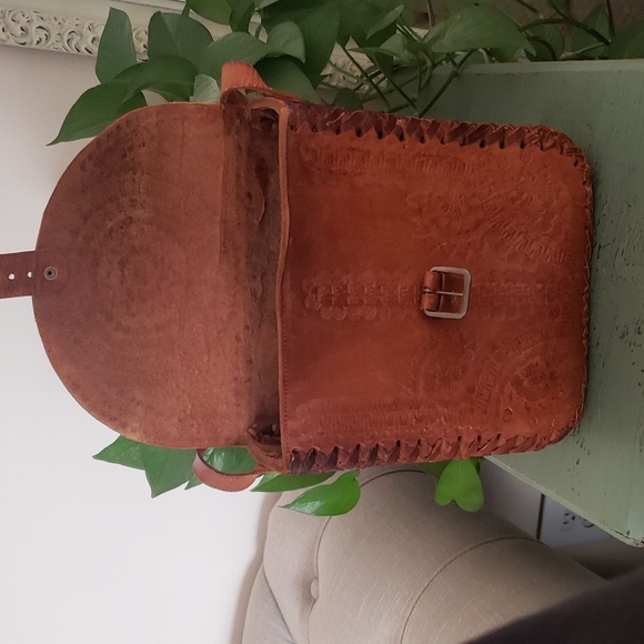 Vintage 60s Tooled Leather Saddle Bag - Picture 8 of 12